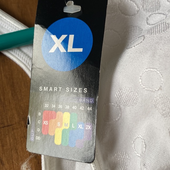 Bali XL Comfort Revolution wirefree bra white - Picture 2 of 5